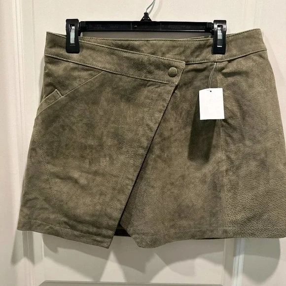 Blank NYC Snap Front Suede Wrap Skirt in Herb - Picture 3 of 7